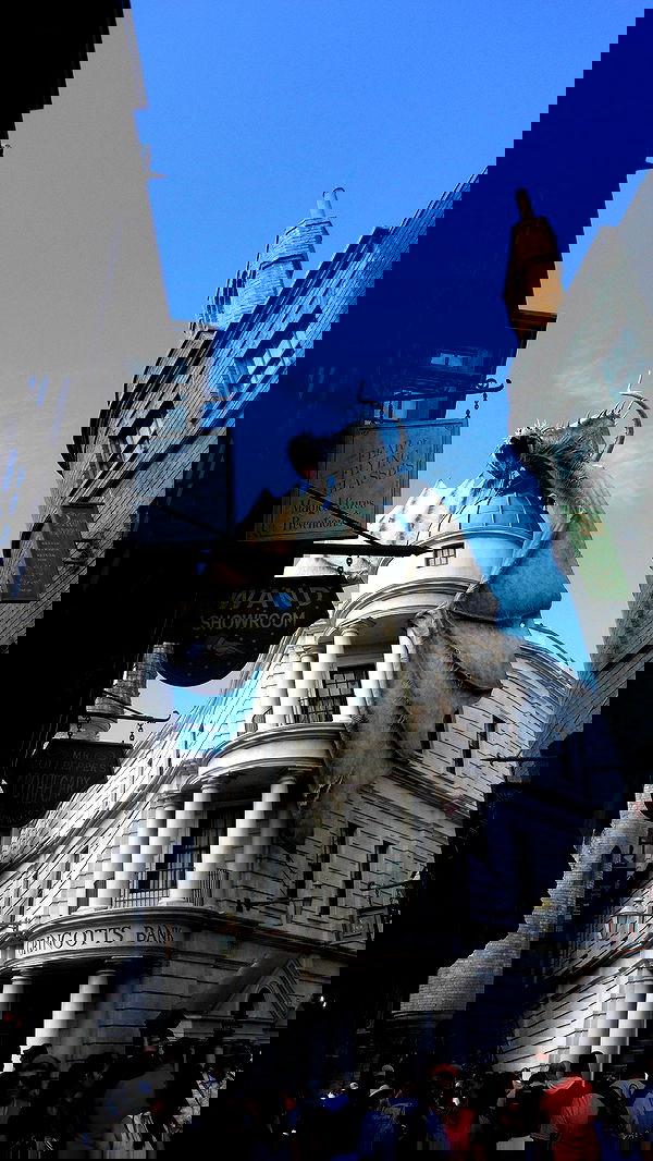 laurinchhhe image ~ Altpins