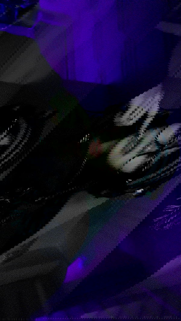 laurinchhhe image ~ Altpins