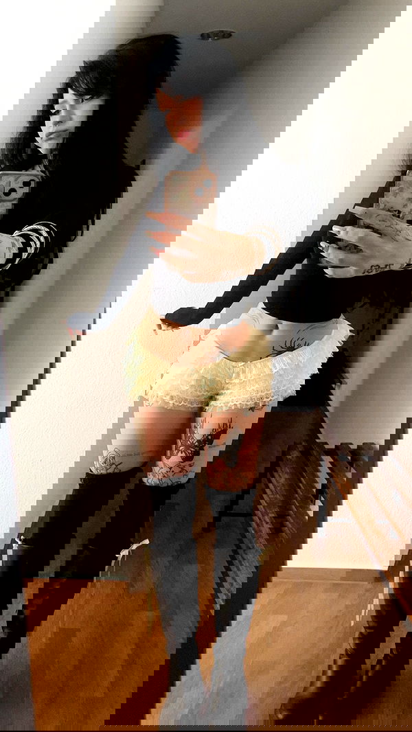 laurinchhhe image ~ Altpins