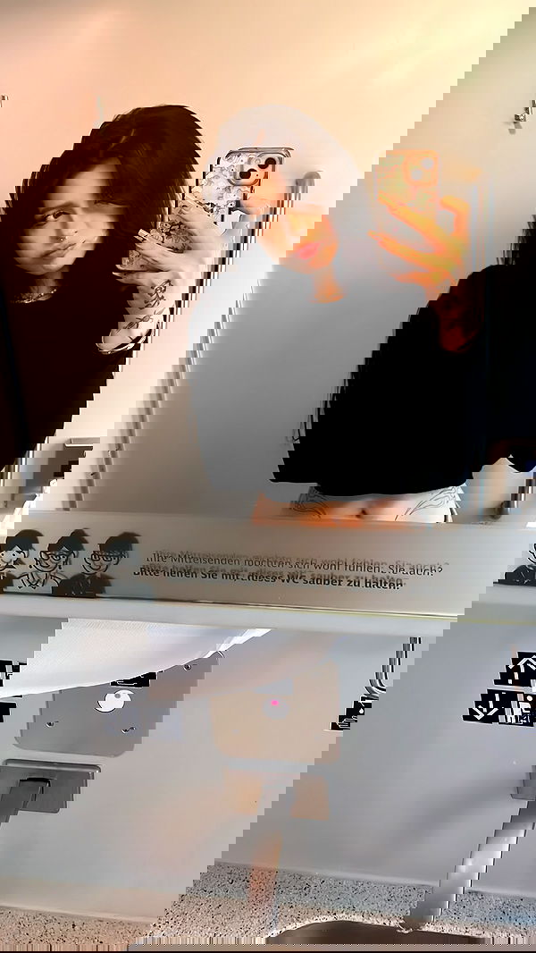 laurinchhhe image ~ Altpins