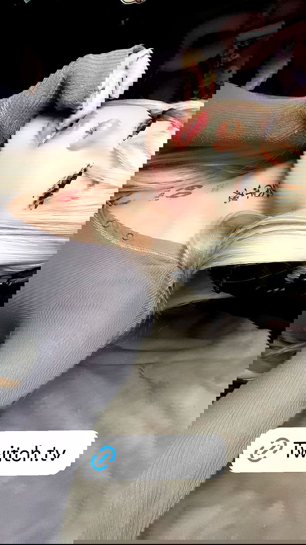 laurinchhhe image ~ Altpins