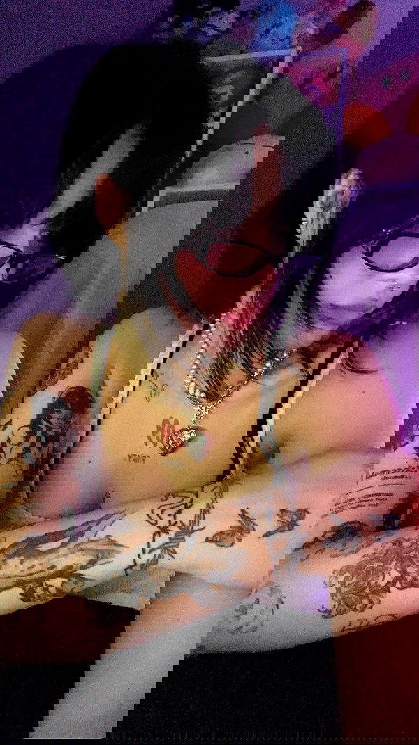 laurinchhhe image ~ Altpins