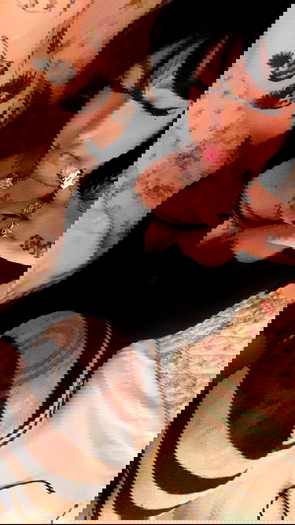 laurinchhhe image ~ Altpins