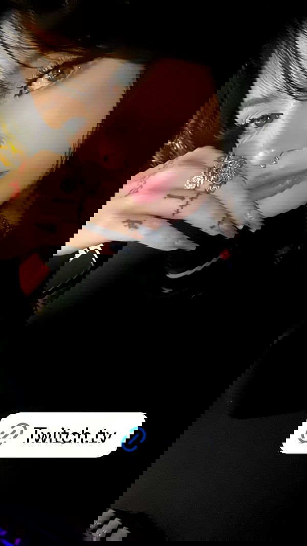 laurinchhhe image ~ Altpins