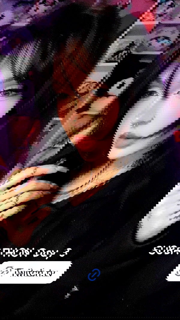 laurinchhhe image ~ Altpins