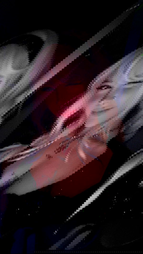 laurinchhhe image ~ Altpins