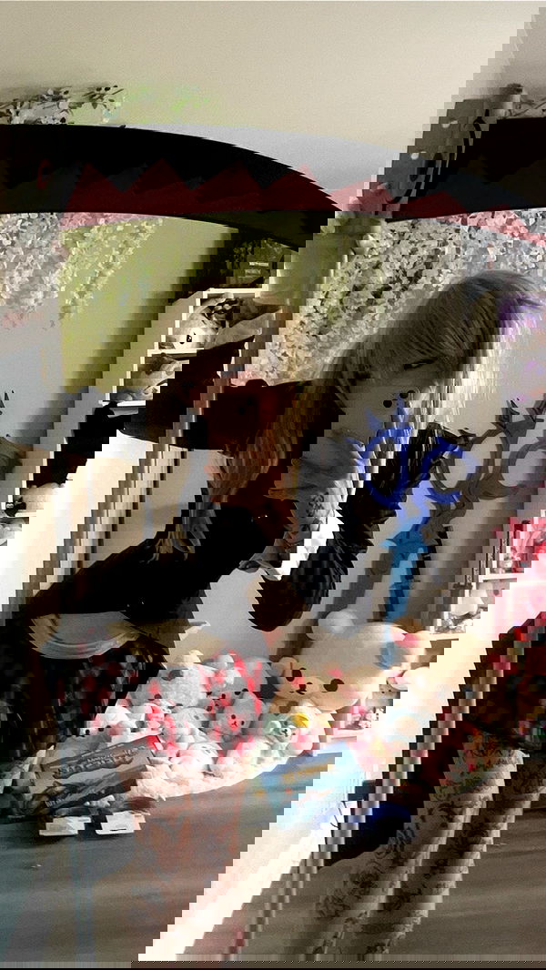 laurinchhhe image ~ Altpins