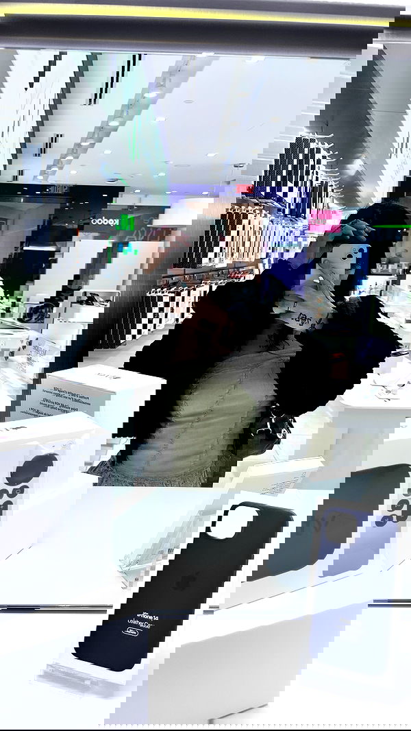 laurinchhhe image ~ Altpins