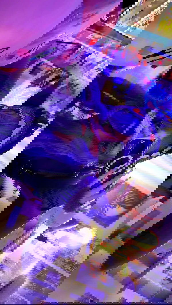 laurinchhhe image ~ Altpins