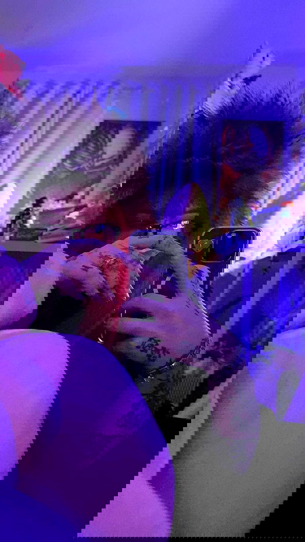 laurinchhhe image ~ Altpins