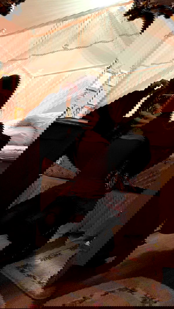 laurinchhhe image ~ Altpins