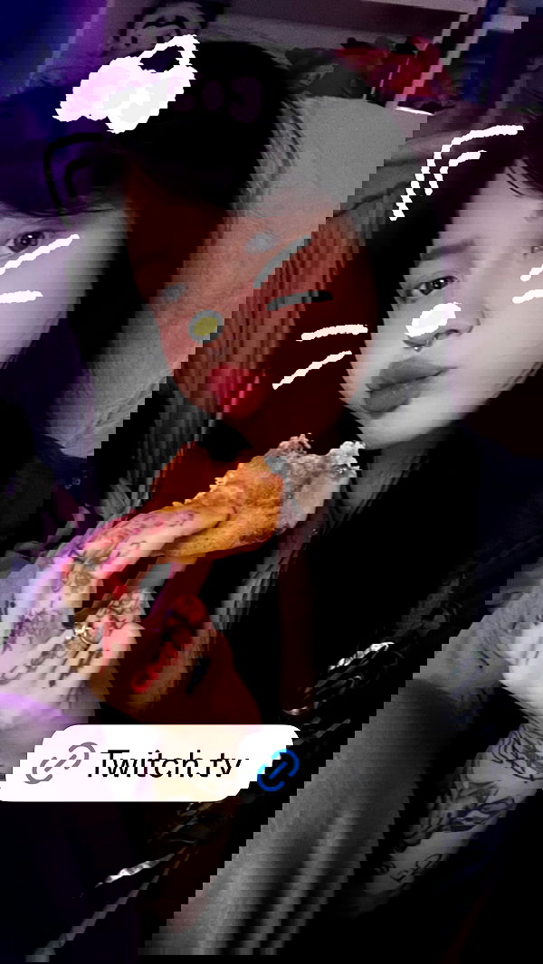 laurinchhhe image ~ Altpins