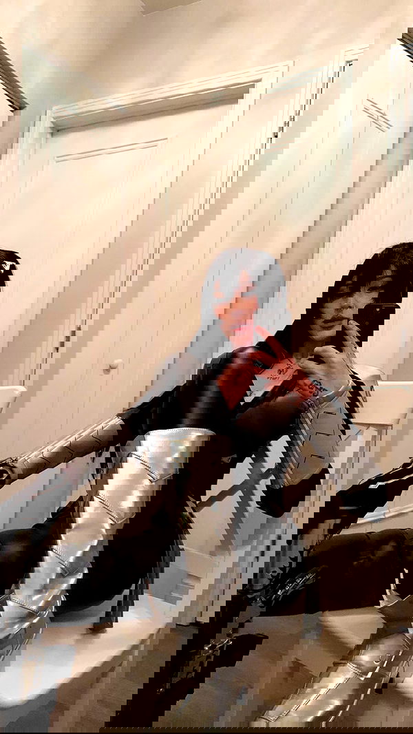 laurinchhhe image ~ Altpins