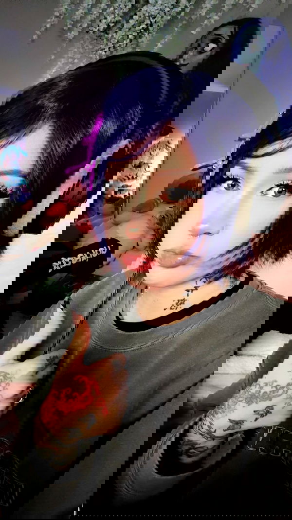 laurinchhhe image ~ Altpins