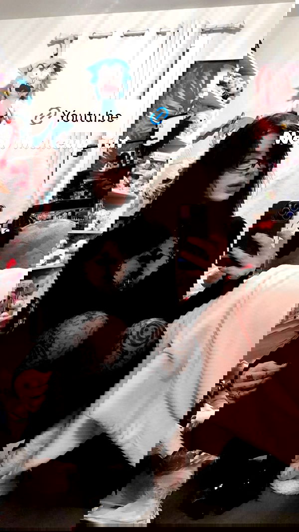 laurinchhhe image ~ Altpins