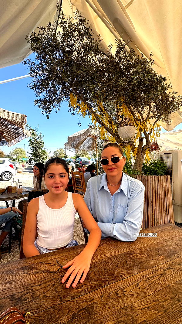 lian.gur instagram image archive image