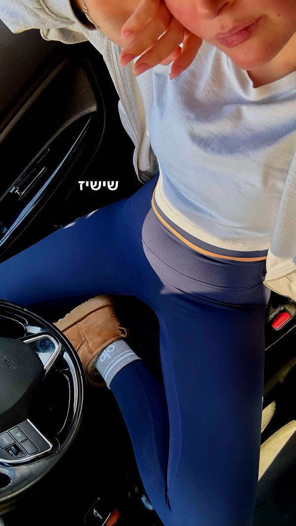 lian.gur instagram image archive image