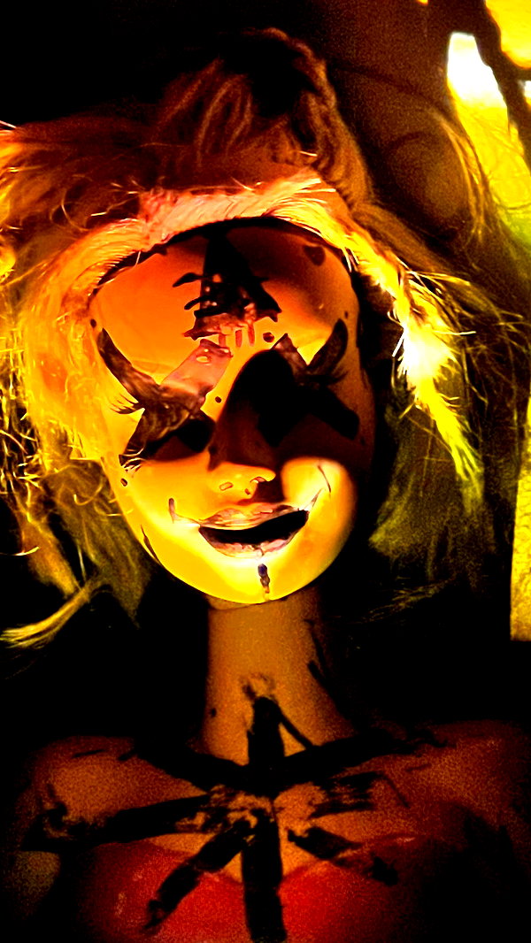 liiuuar liiuuar archive image