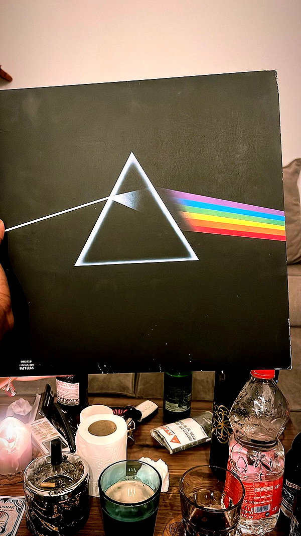 liiuuar instagram image archive image