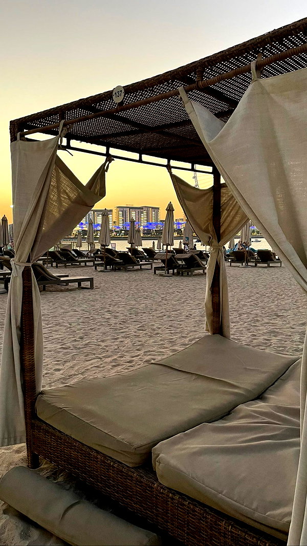 liya_manor_ instagram image archive image
