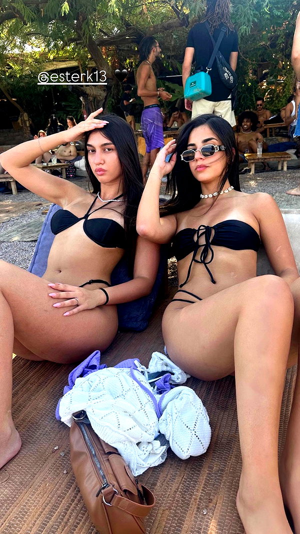 liya_manor_ instagram image archive image