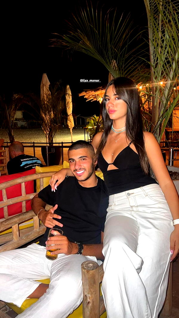 liya_manor_ instagram image archive image