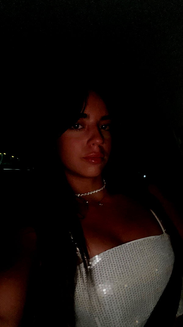 liya_manor_ instagram image archive image