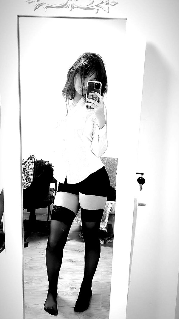 lizzxg__ lizzxg__ archive image