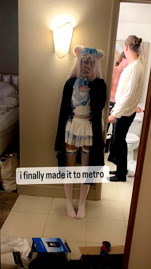 lolyomie instagram image archive image