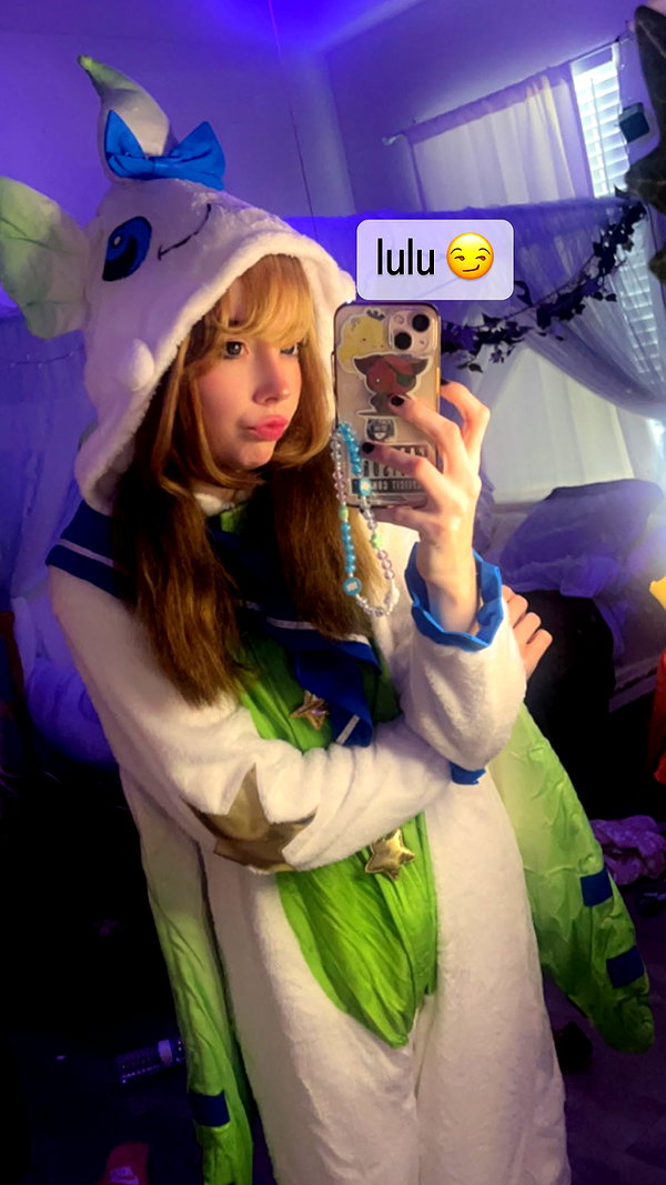 lolyomie instagram image archive image