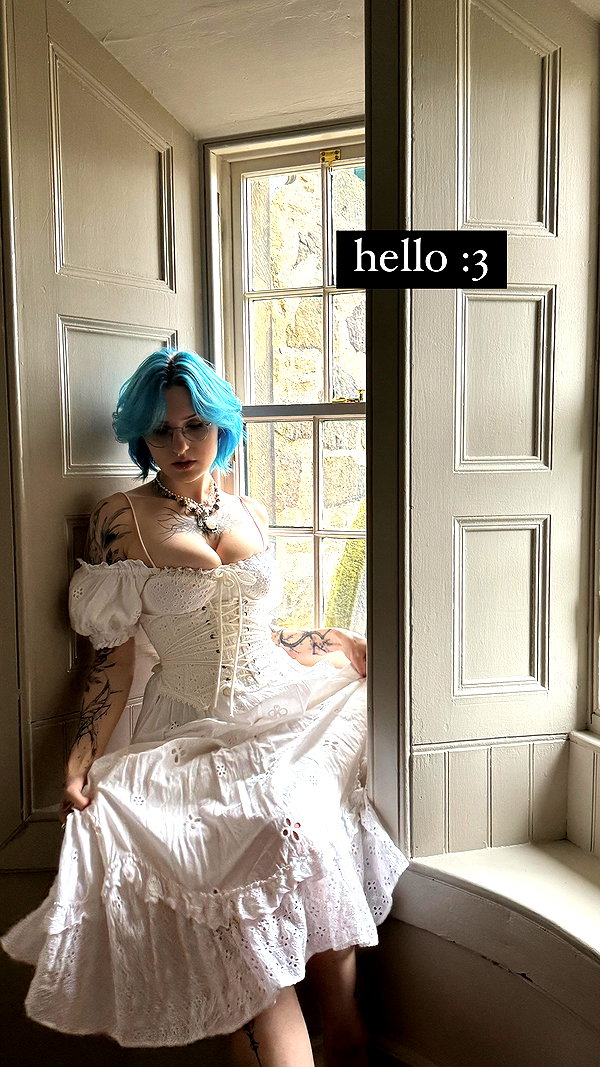 lyracr0w0 instagram image archive image