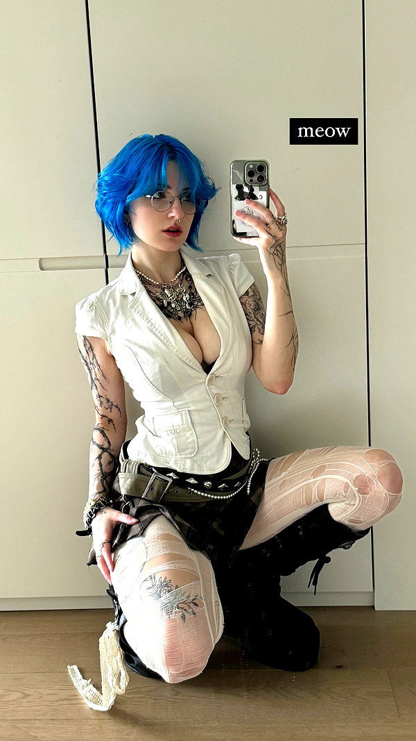 lyracr0w0 instagram image archive image