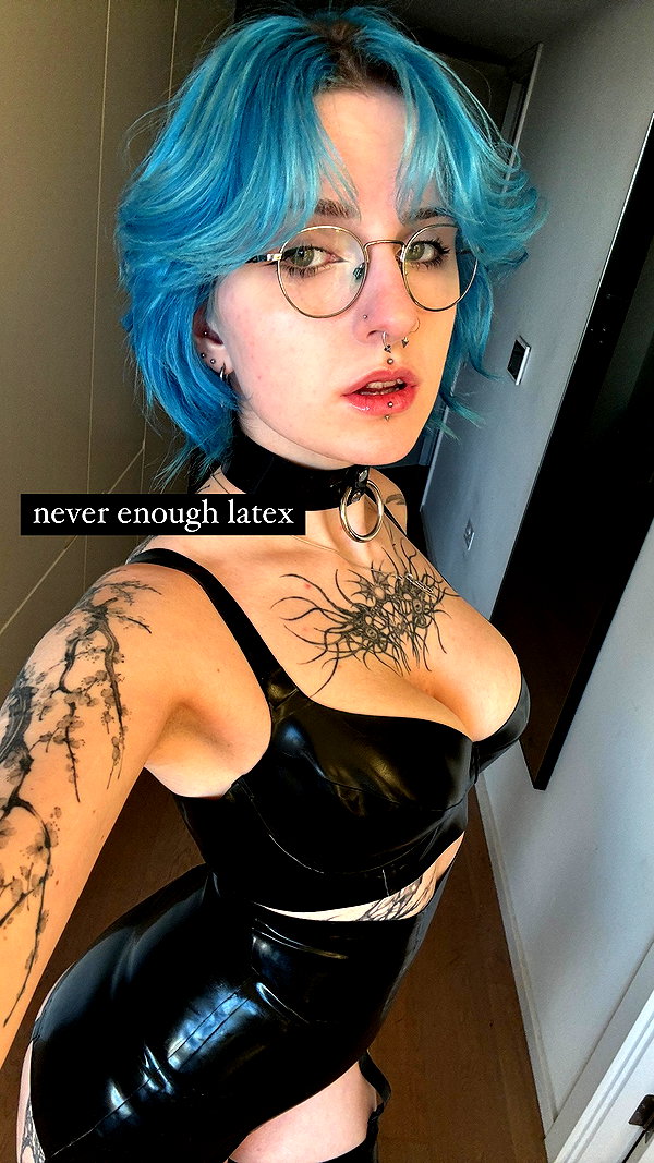 lyracr0w0 instagram image archive image