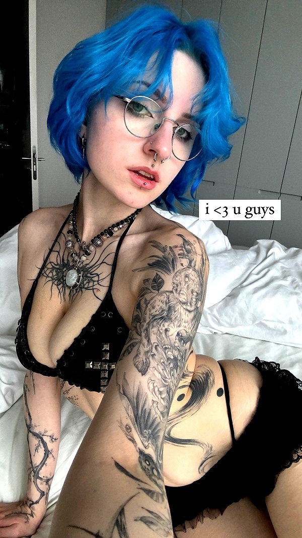 lyracr0w0 instagram image archive image