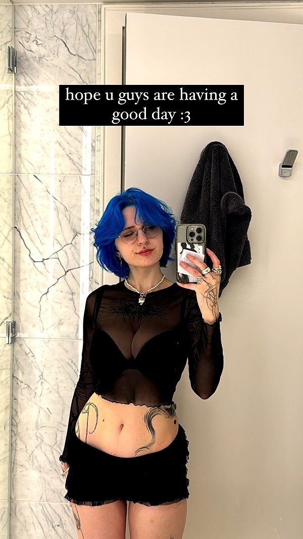 lyracr0w0 instagram image archive image