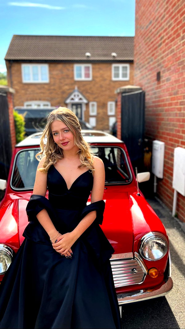 maeve.edwards.x maeve.edwards.x archive image