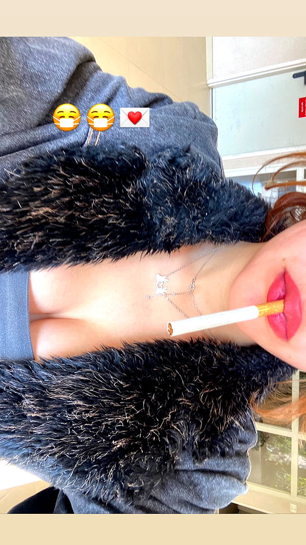 manic__sexdoll instagram image archive image
