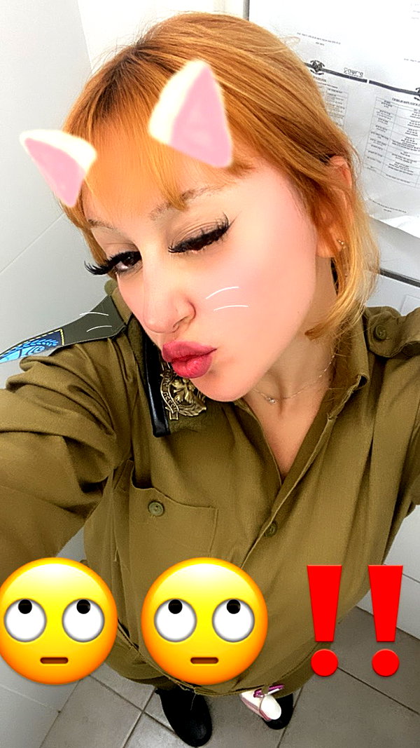 manic__sexdoll instagram image archive image