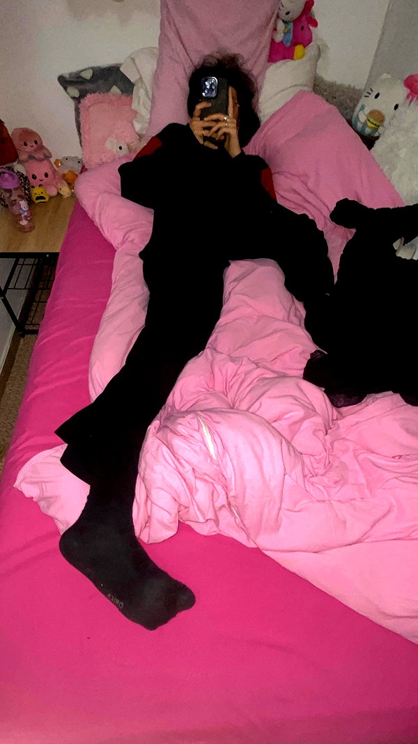 manic__sexdoll instagram image archive image