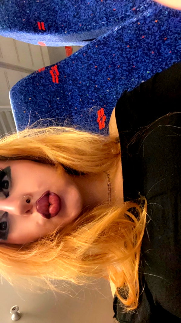 manic__sexdoll instagram image archive image