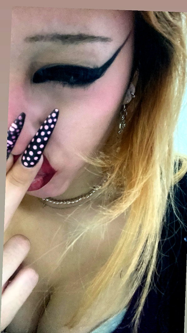 manic__sexdoll instagram image archive image
