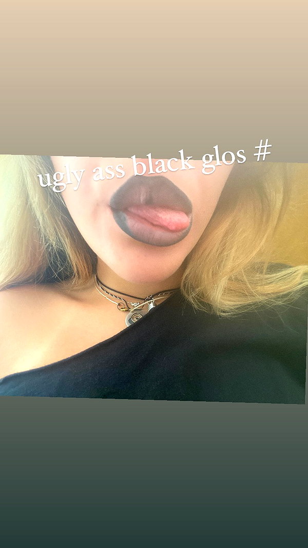 manic__sexdoll instagram image archive image