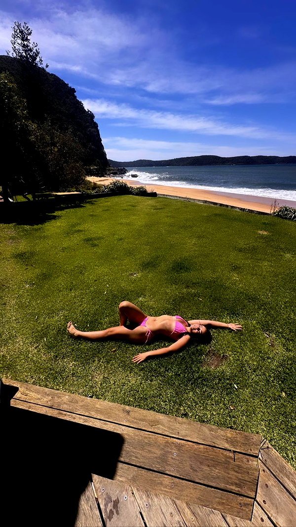 marisa.cabada instagram image archive image