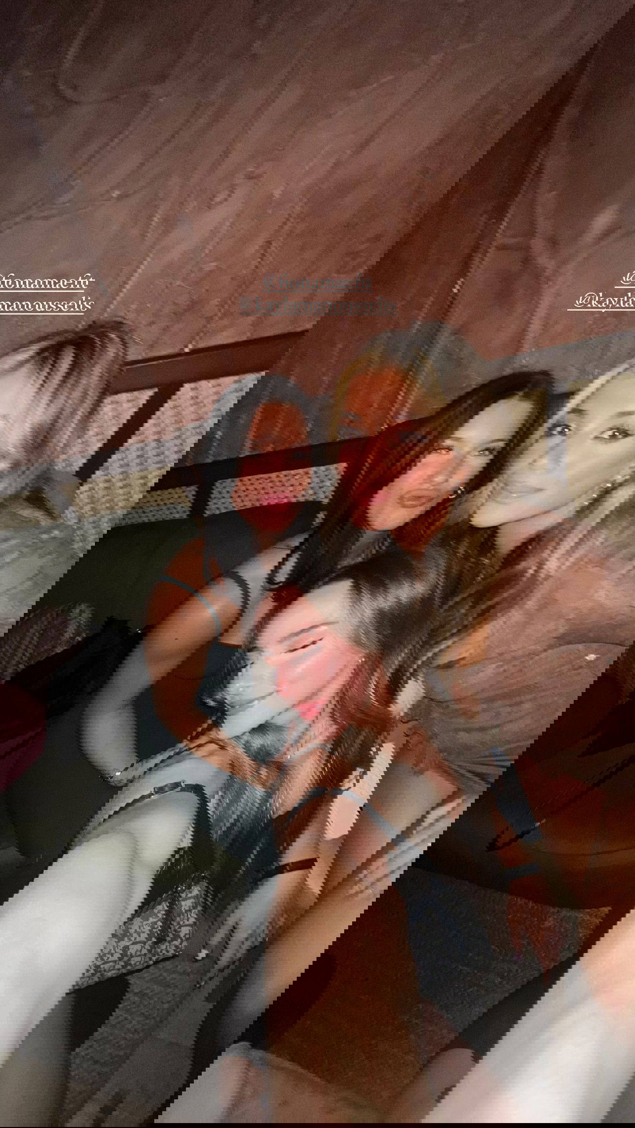 meelahrobbins instagram image archive image