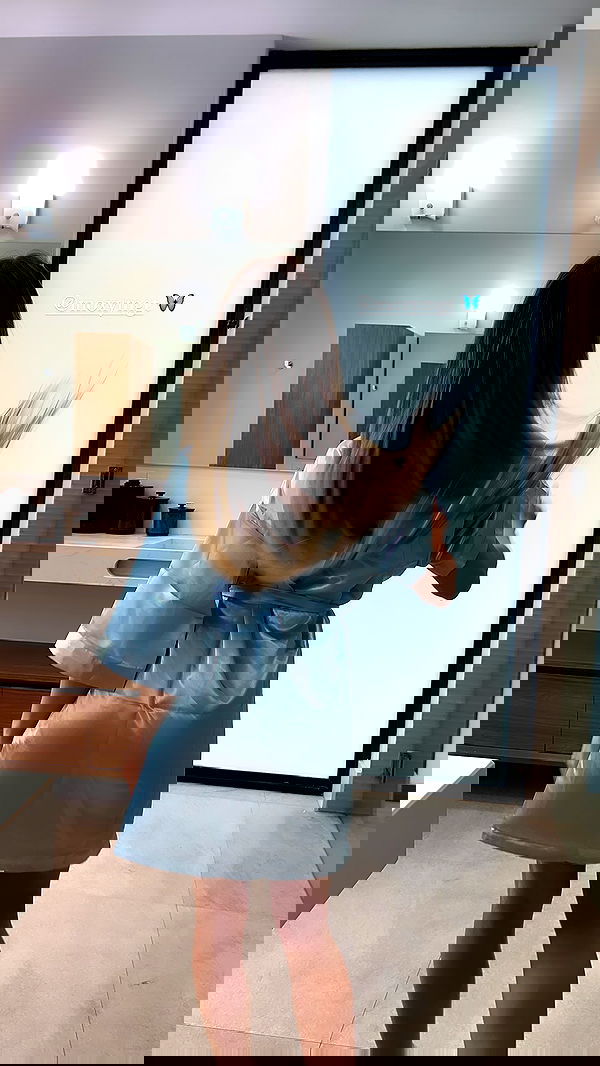 meelahrobbins image ~ Altpins