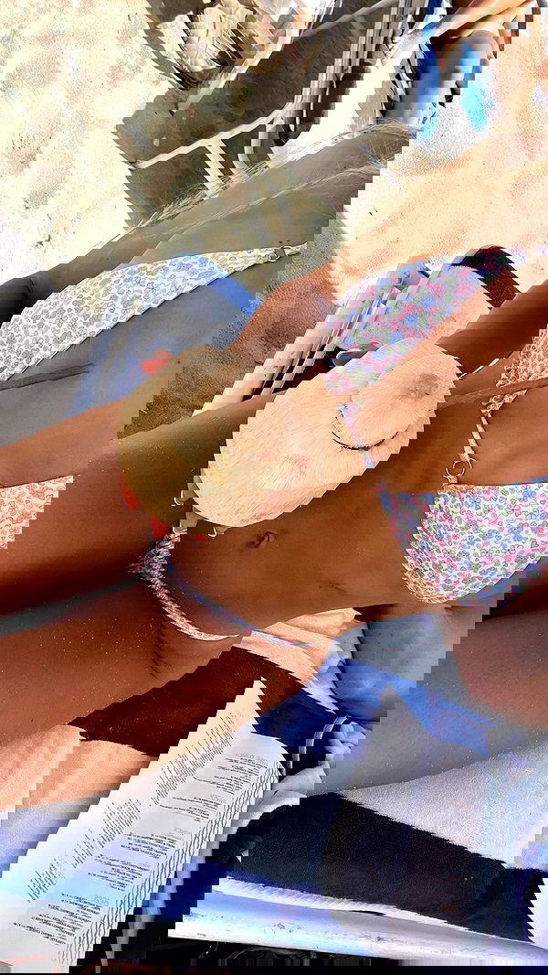 meelahrobbins image ~ Altpins