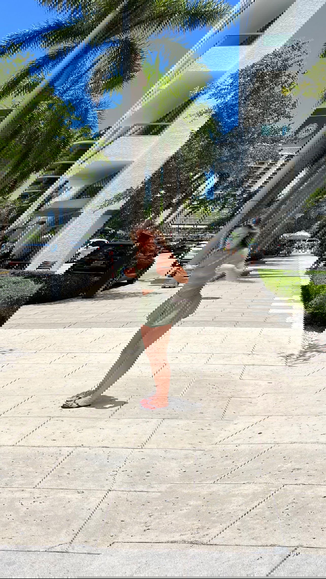 meelahrobbins instagram image archive image