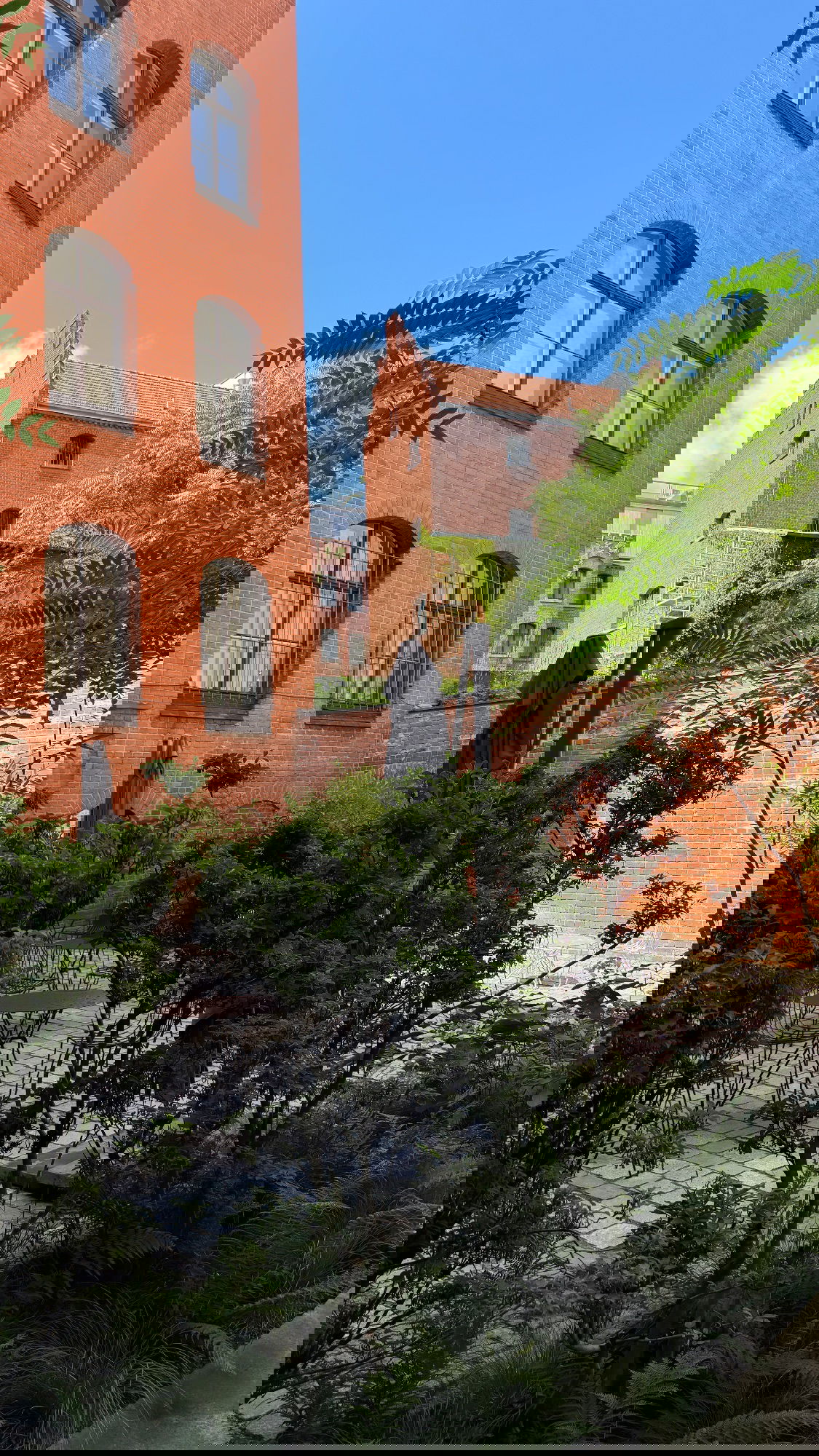 meikeae instagram image archive image