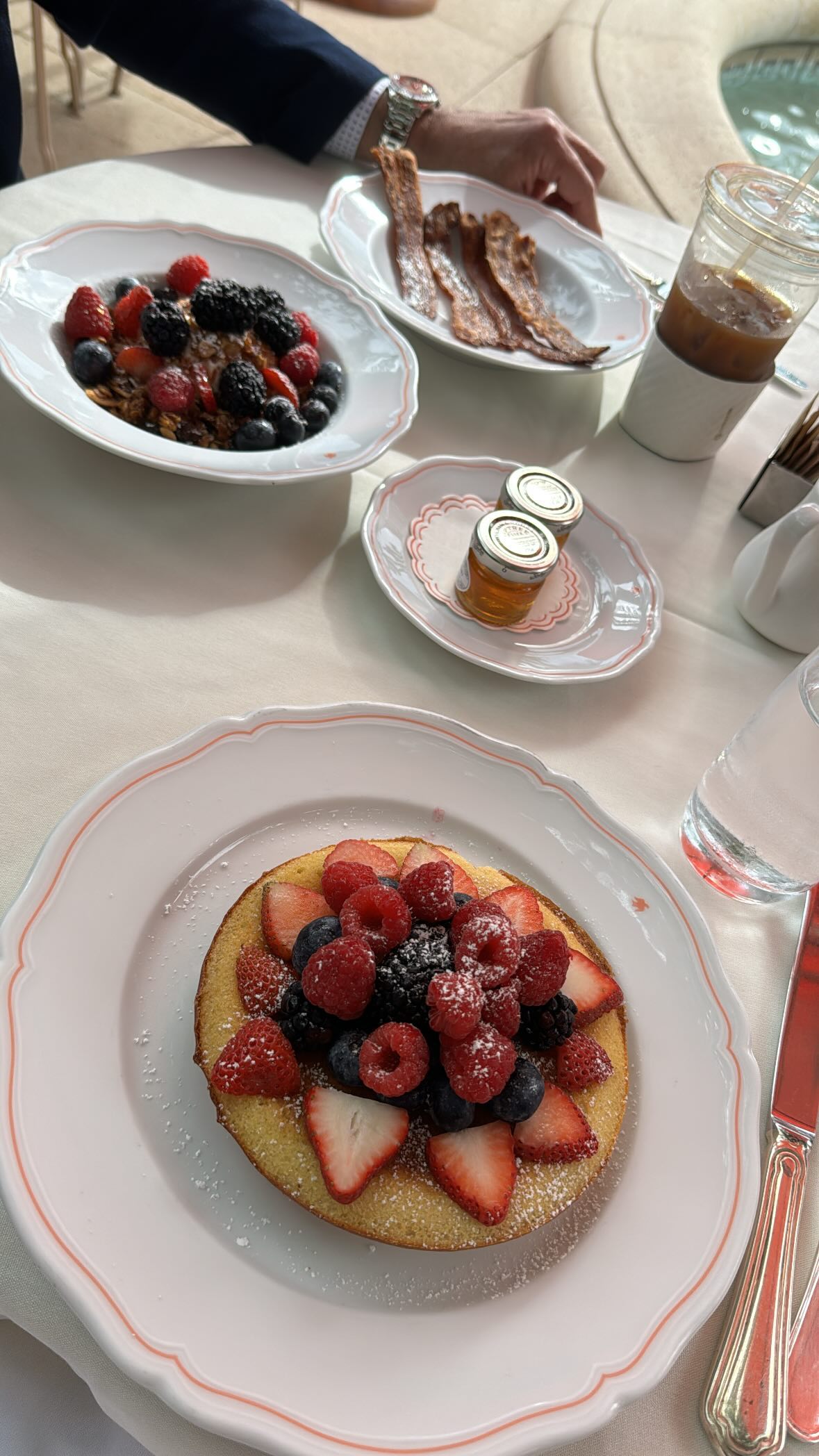 meikeae instagram image archive image