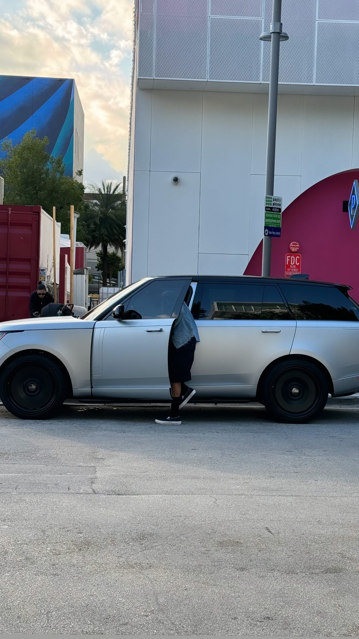 meikeae instagram image archive image